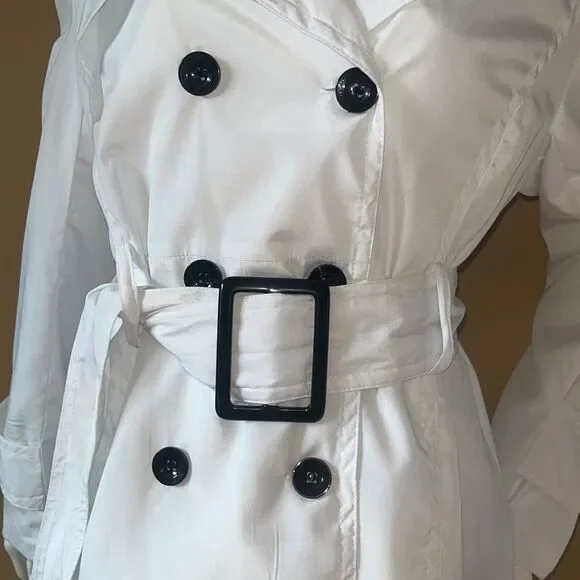 Kennet Blake White Jacket - Picture 6 of 14